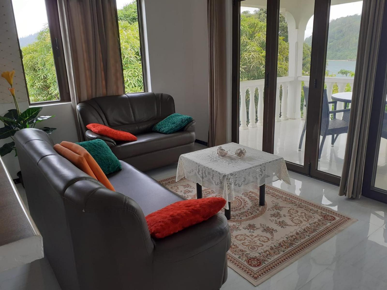 Gigi'S Self Catering Apartment Port Glaud Екстер'єр фото