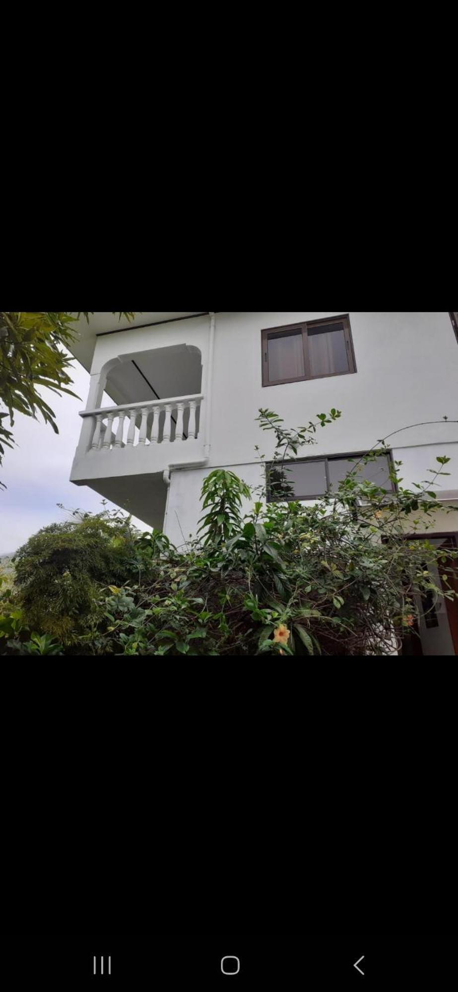 Gigi'S Self Catering Apartment Port Glaud Екстер'єр фото